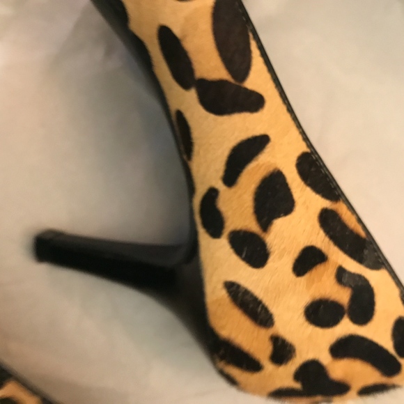 Shoes - Picture 5 of 5